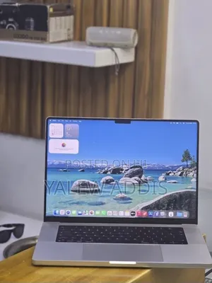 New Laptop Apple MacBook Air 2025 M4 16GB Apple M4 SSD 256GB