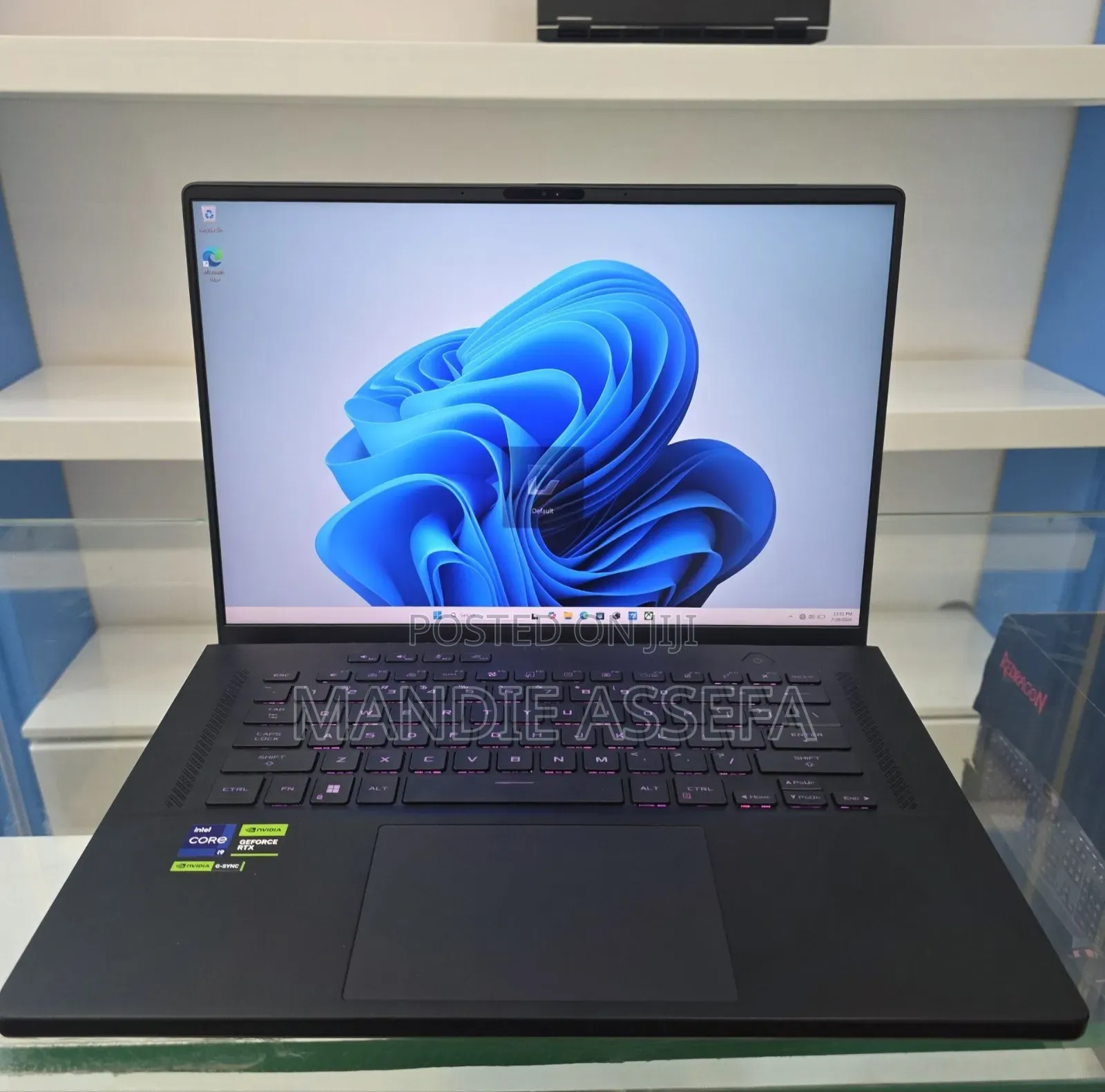 New Laptop Asus ROG Zephyrus G16 16GB Intel Core i9 SSD 1T