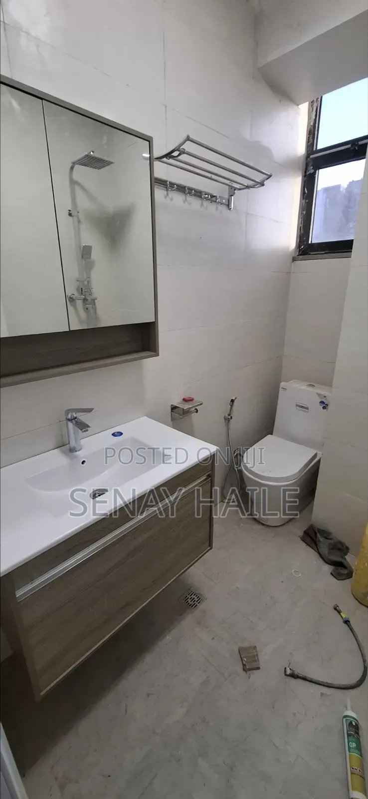 2bdrm Apartment in መገናኛ ደራርቱ ህንጻ አካባቢ, Bole for sale