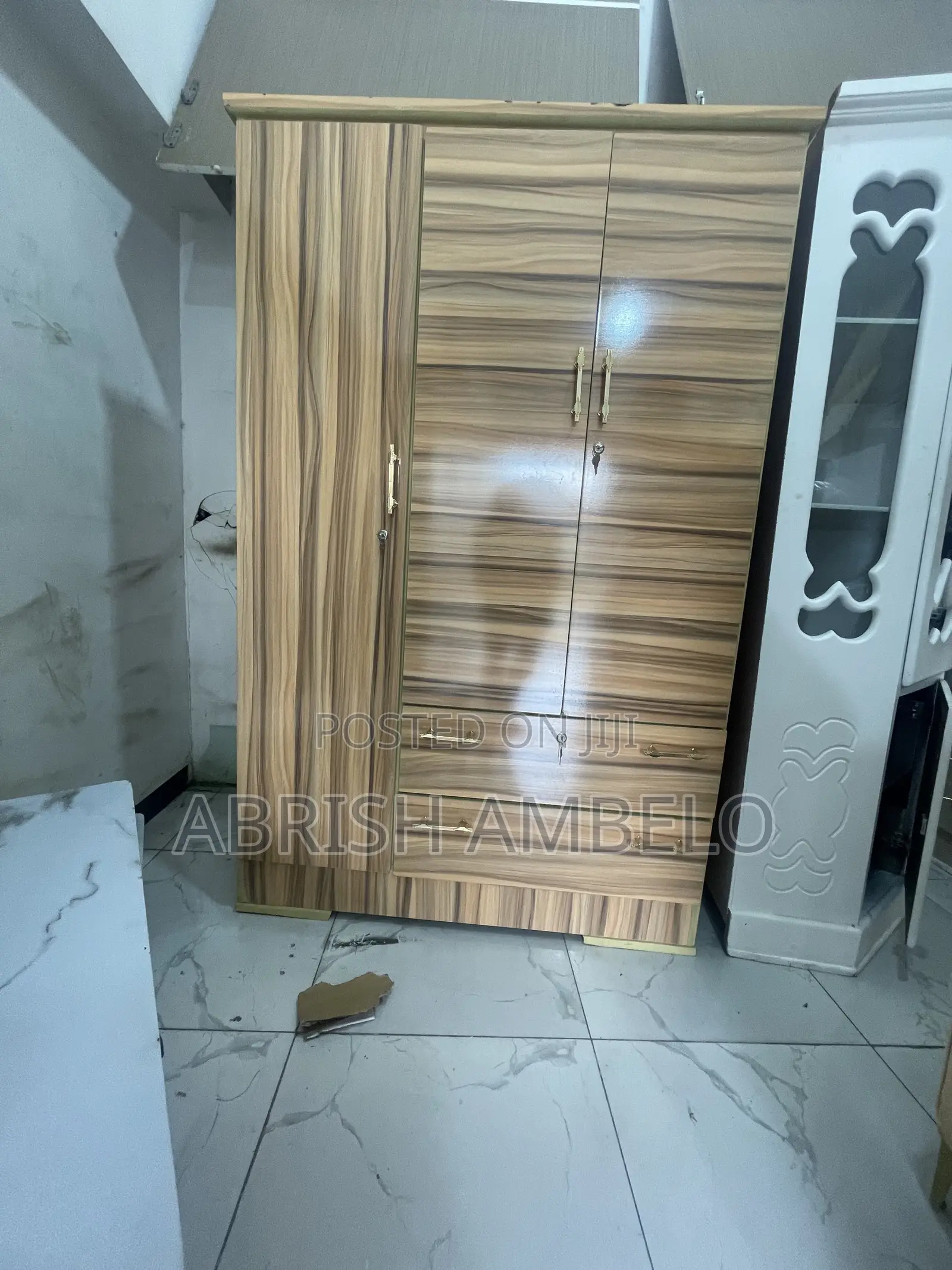 Cupboard Adis Abeba