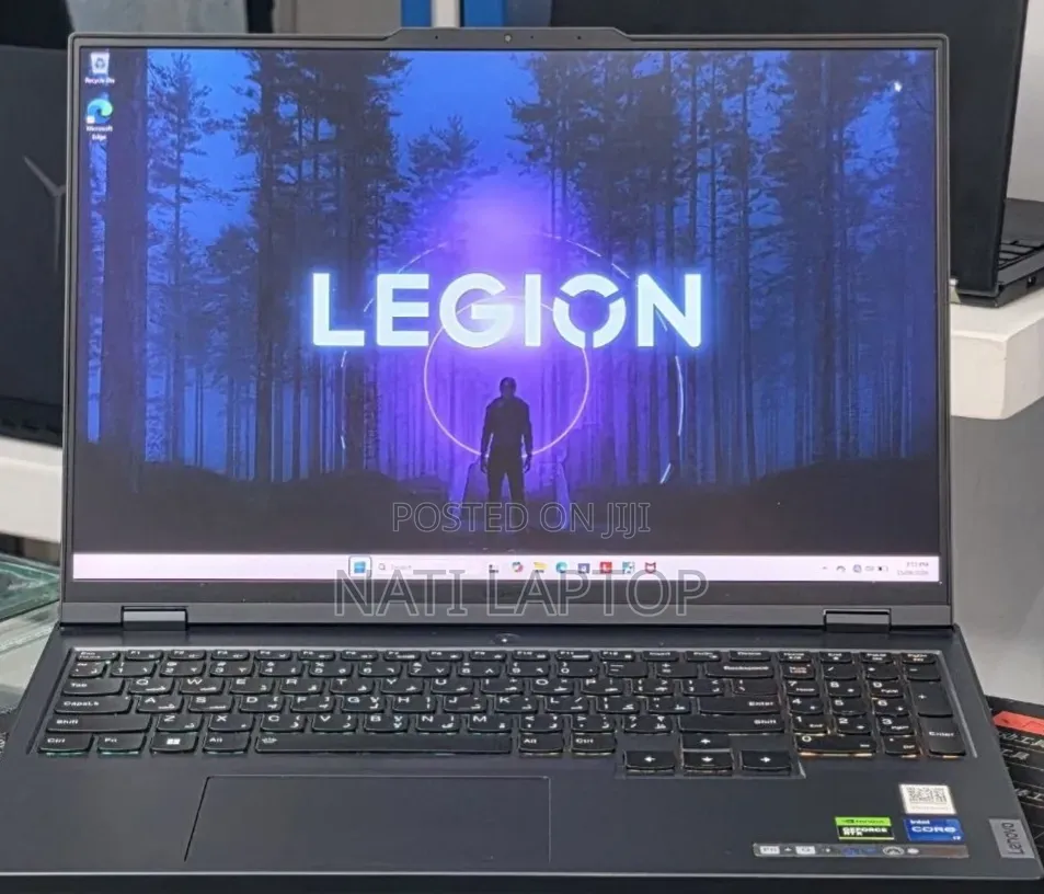 New Laptop Lenovo 16GB Intel Core i7 SSD 1T