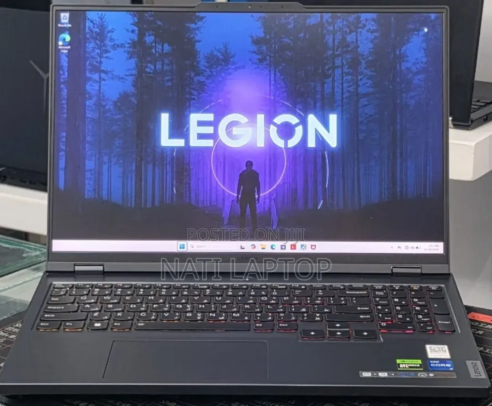 New Laptop Lenovo 16GB Intel Core i7 SSD 1T