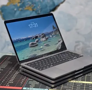 New Laptop Apple MacBook Pro 2020 M1 8GB Apple M1 SSD 512GB