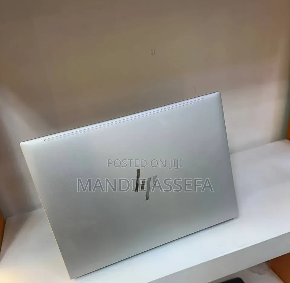 New Laptop HP EliteBook 840 G9 16GB Intel Core i5 SSD 512GB