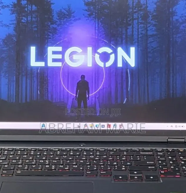 New Laptop Lenovo Legion Pro 7 16GB Intel Core i7 SSD 512GB