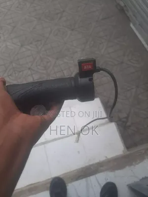 The Handle/Throttle