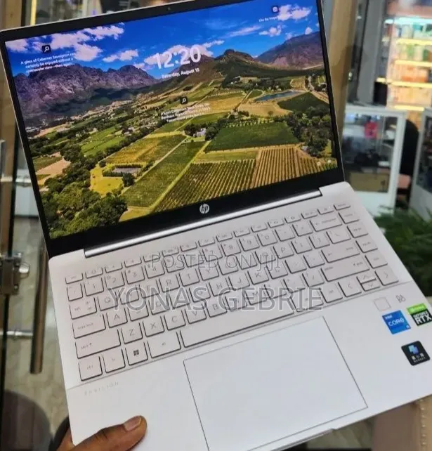 New Laptop HP Pavilion 14 16GB Intel Core i5 SSD 512GB