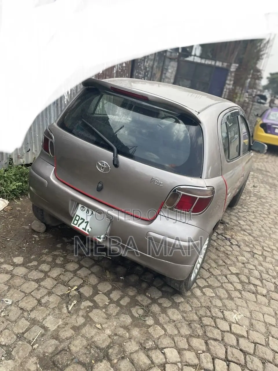 Toyota Vitz 1.0 FWD 5dr 2000 Maroon