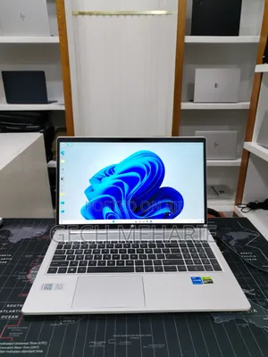New Laptop HP ProBook 450 G0 16GB Intel Core i5 SSD 1T