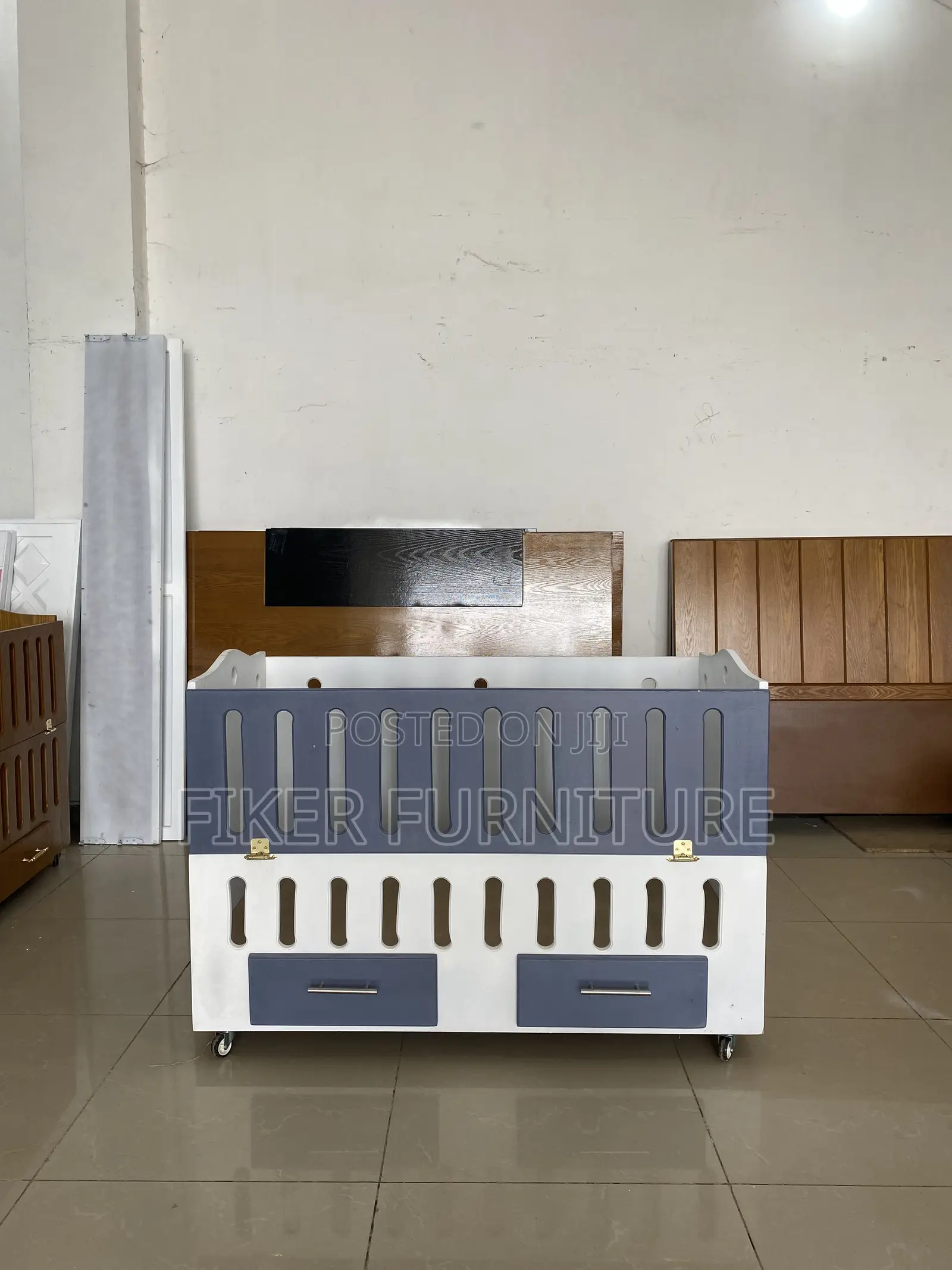 Kid Beds (Cribs)