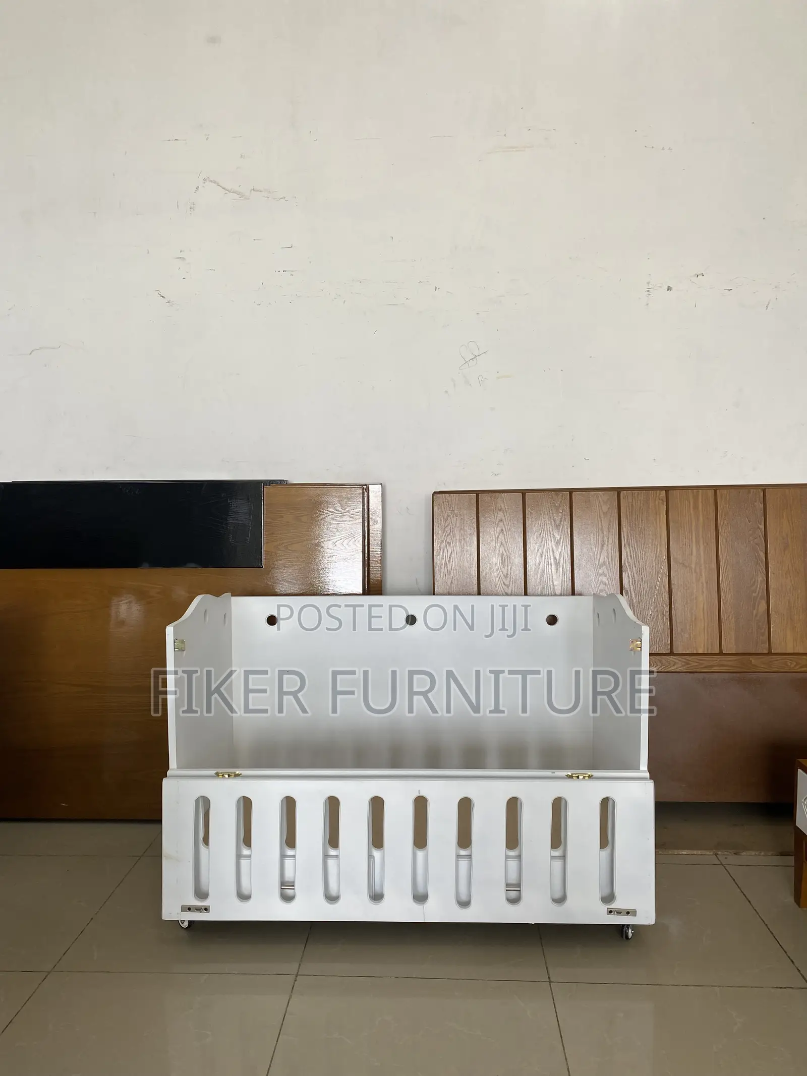 Kid Beds (Cribs)