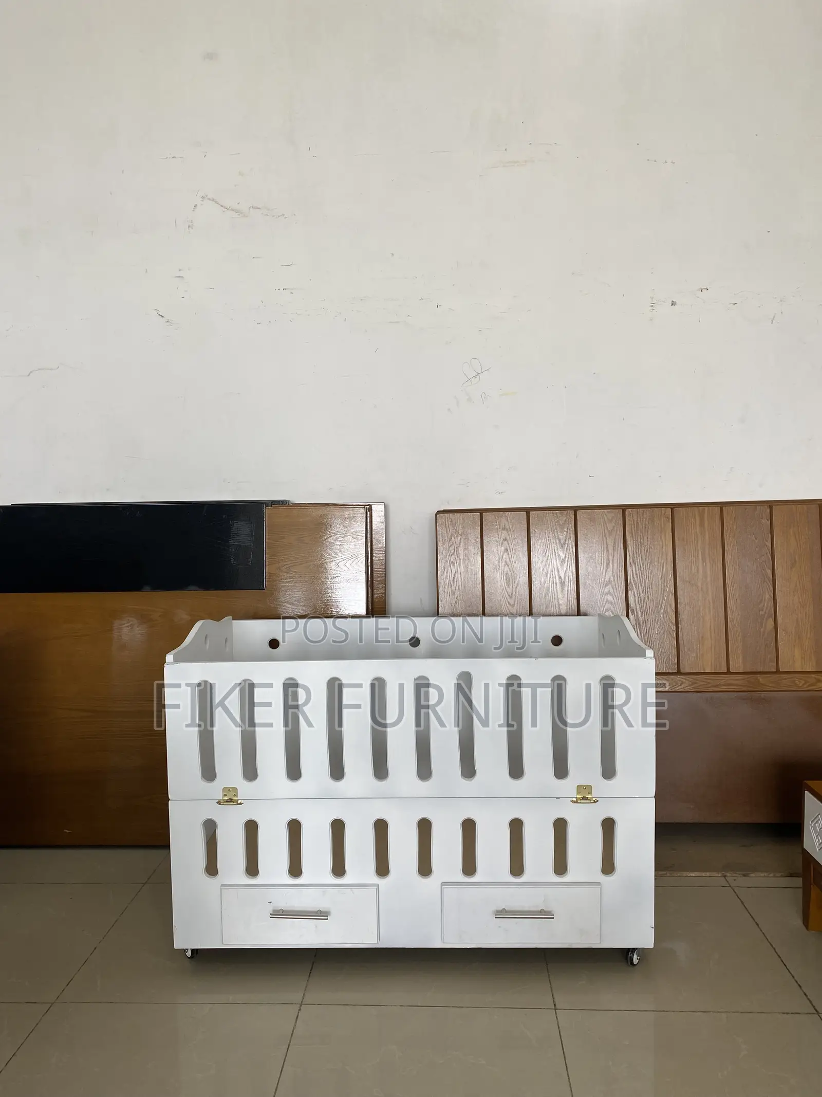 Kid Beds (Cribs)