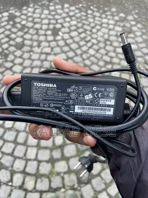 Toshiba Original Charger