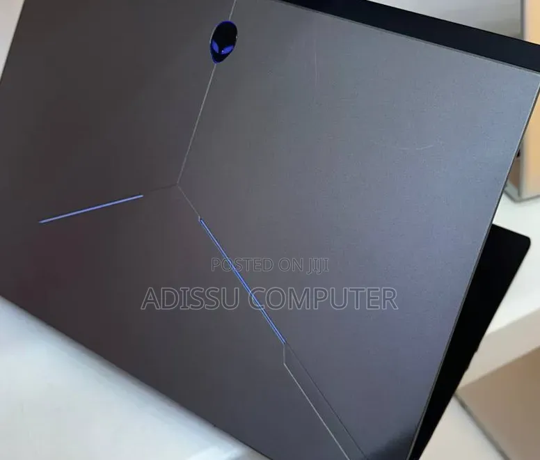 New Laptop Dell XPS 15 16GB Intel Core i7 SSD 500GB