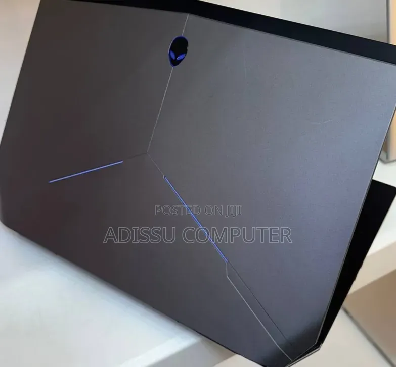 New Laptop Dell XPS 15 16GB Intel Core i7 SSD 500GB