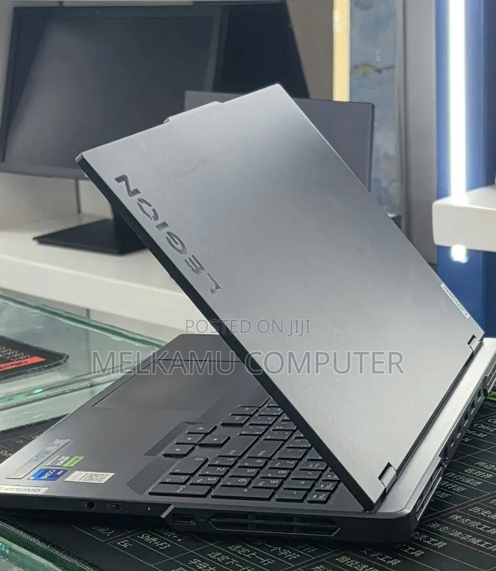 New Laptop Lenovo Legion 5 16GB Intel Core i7 SSD 1T