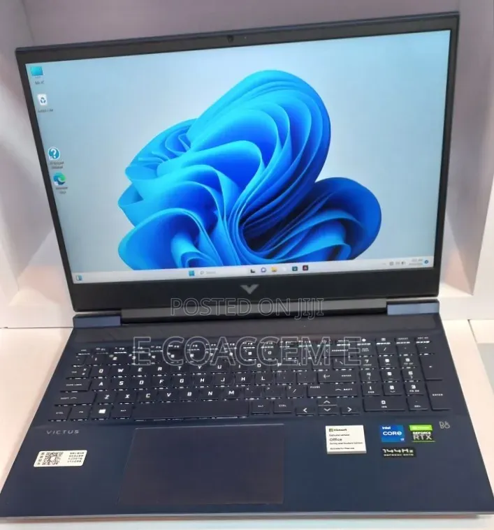 New Laptop HP 16GB Intel Core i7 SSD 512GB