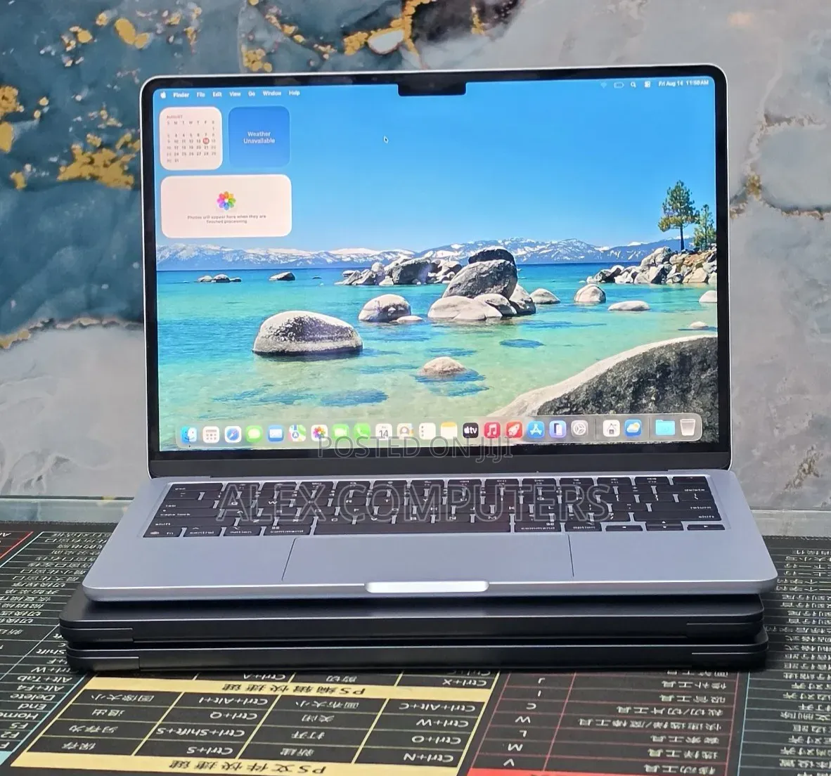 New Laptop Apple MacBook 16GB Apple M4 SSD 256GB