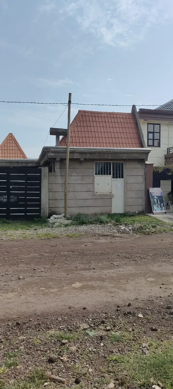 Furnished 8bdrm Villa in Bishoftu Dukem, East Shewa for sale