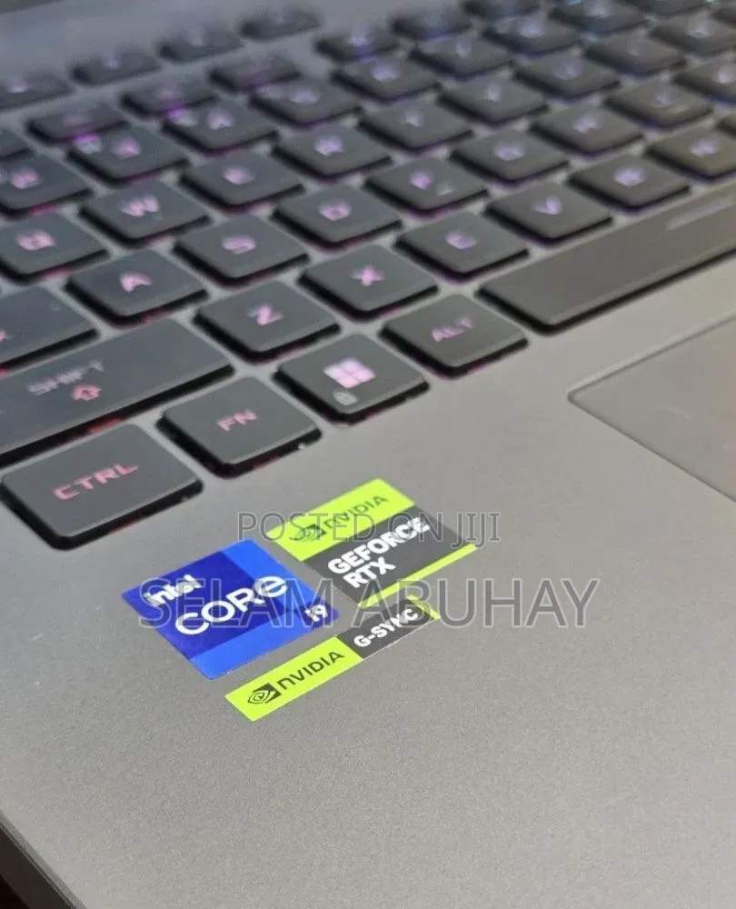 New Laptop Asus ROG Strix G18 40GB Intel Core i9 SSD 1T