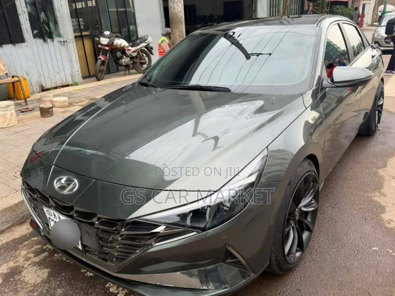 Hyundai Avante 2022 Teal