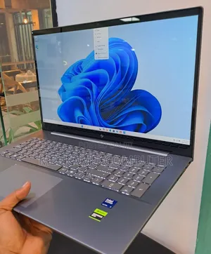 New Laptop HP Envy 17 16GB Intel Core Ultra 7 SSD 1T