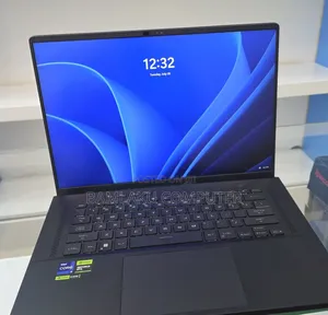 New Laptop Asus ROG Zephyrus G15 16GB Intel Core i9 SSD 1T