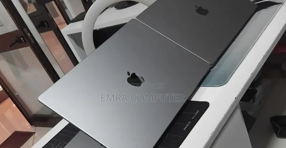 New Laptop Apple MacBook Pro 2021 M1 32GB Apple M1 SSD 1T