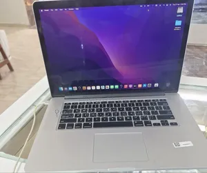 New Laptop Apple MacBook Pro 2015 16GB Intel Core i7 SSD 256GB