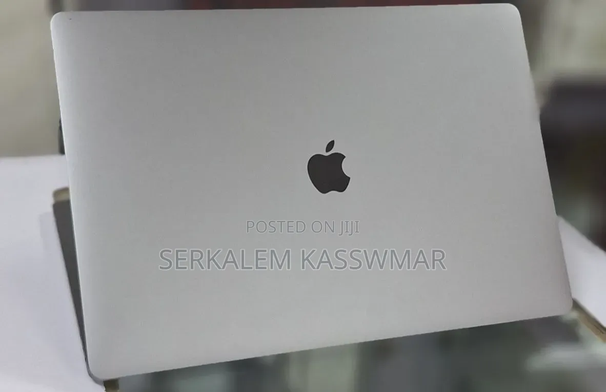 New Laptop Apple MacBook Pro 2019 64GB Intel Core i9 SSD 512GB