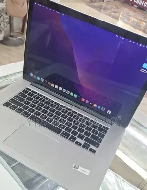 New Laptop Apple MacBook Pro 2015 16GB Intel Core i7 SSD 256GB
