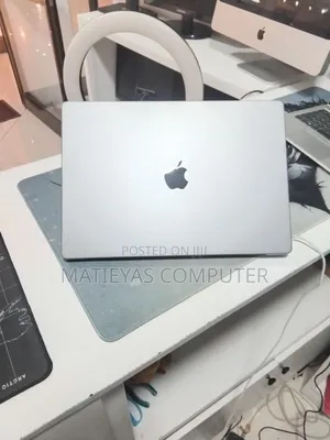 New Laptop Apple MacBook Pro 2021 M1 Max 32GB Apple M1 Max SSD 1T