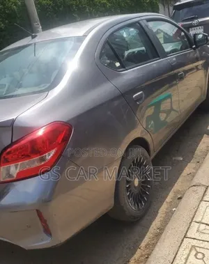 Mitsubishi Attrage 2021 Gray