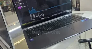 New Laptop Samsung 16GB Intel Core Ultra 7 SSD 512GB