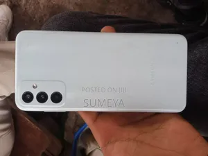 New Samsung Galaxy M13 64 GB White