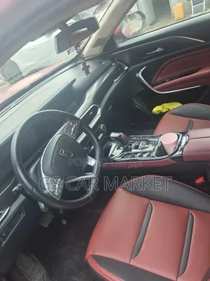 Bestune T77 1.2 FWD 2022 Red