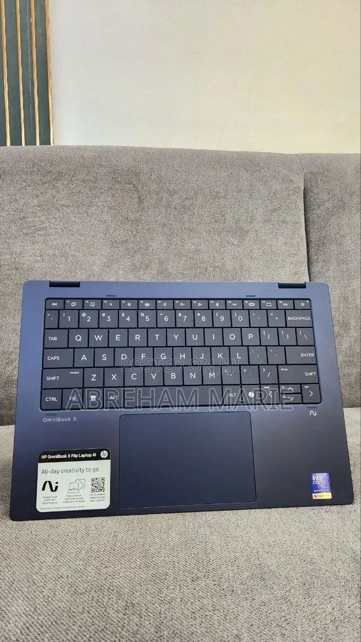 New Laptop HP OmniBook X Flip 14" 16GB Intel Core i5 SSD 512GB