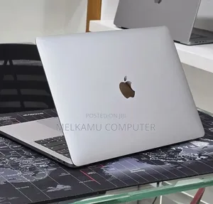 New Apple MacBook Pro 2019 16GB Intel Core i7 SSHD (Hybrid) 256GB