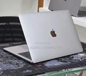 New Apple MacBook Pro 2019 16GB Intel Core i7 SSHD (Hybrid) 256GB