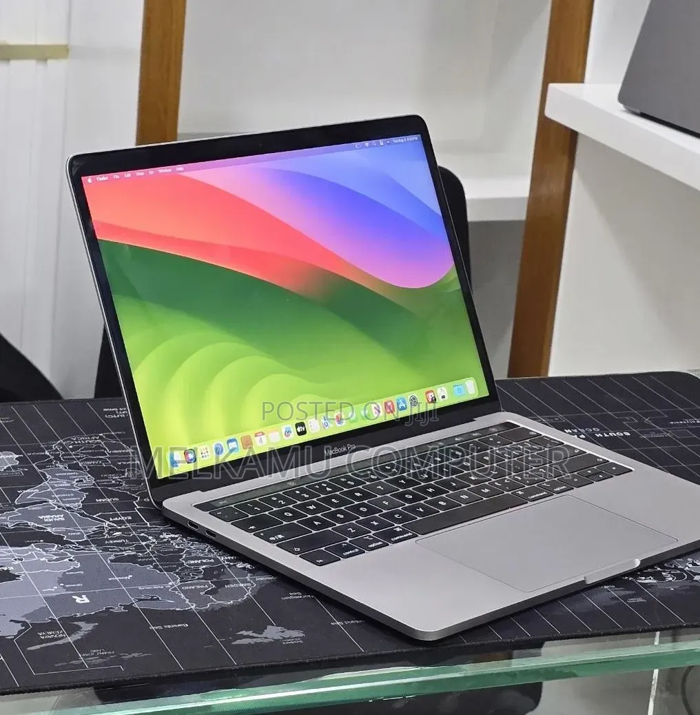 New Apple MacBook Pro 2019 16GB Intel Core i7 SSHD (Hybrid) 256GB