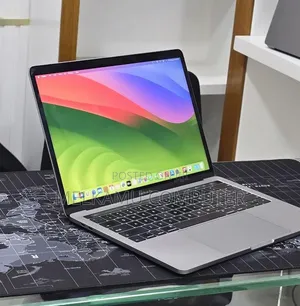 New Apple MacBook Pro 2019 16GB Intel Core i7 SSHD (Hybrid) 256GB