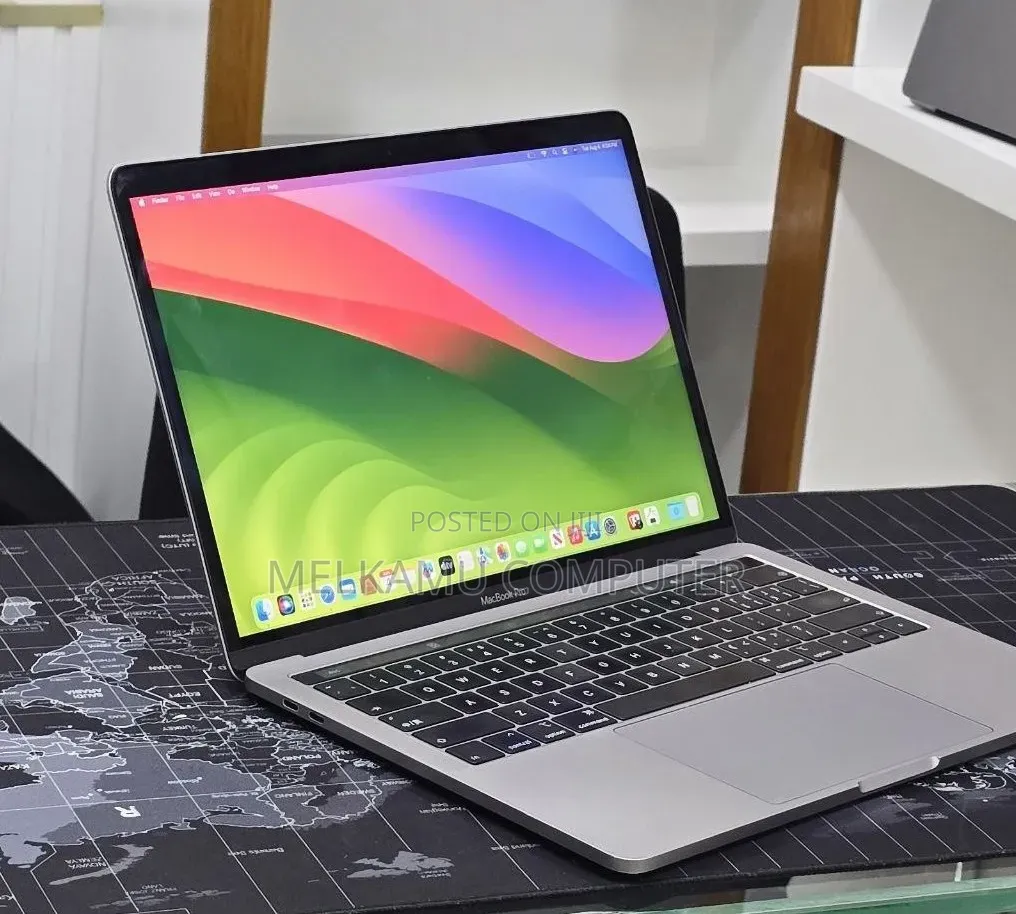 New Apple MacBook Pro 2019 16GB Intel Core i7 SSHD (Hybrid) 256GB