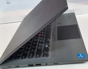 New Laptop Lenovo ThinkPad T14 16GB Intel Core i5 SSD 512GB