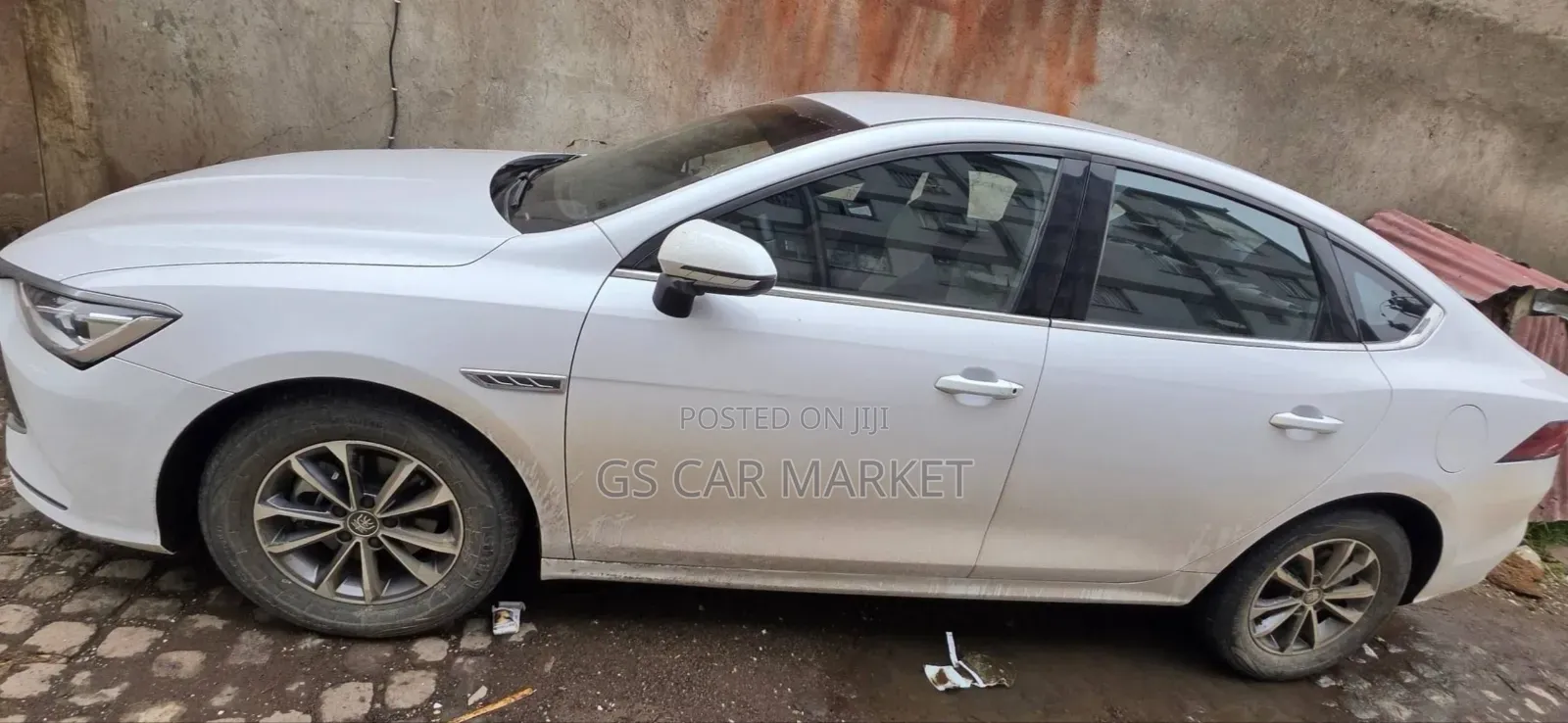 BYD Qin Plus DM-i 2025 White