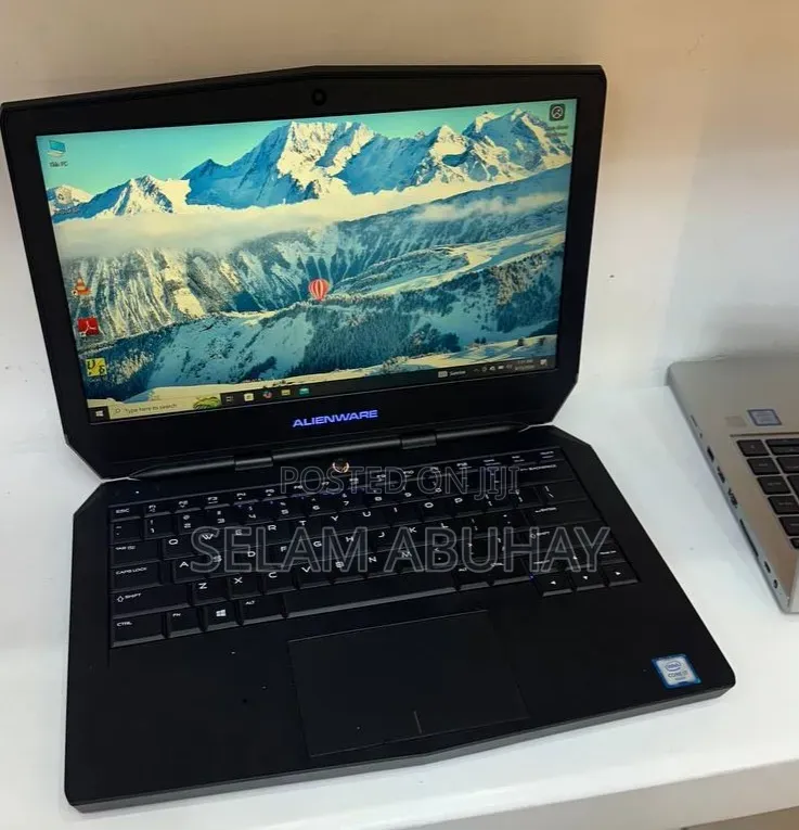 New Laptop Dell Allenware M15 R5 16GB Intel Core i7 SSD 500GB