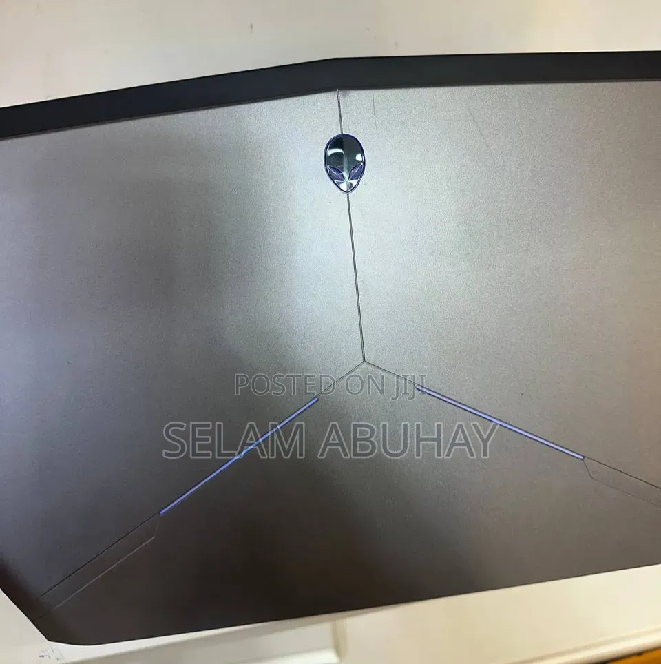 New Laptop Dell Allenware M15 R5 16GB Intel Core i7 SSD 500GB