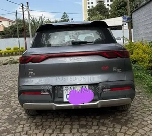 BYD Yuan Up 2025 Gray
