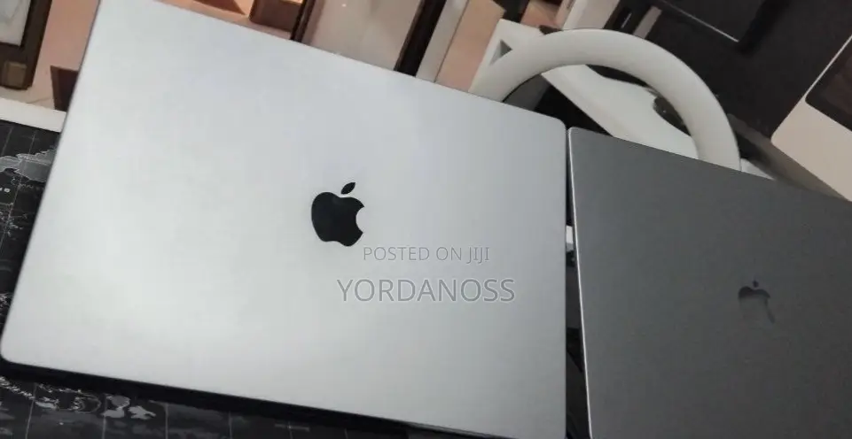 New Laptop Apple MacBook Pro 2021 M1 Max 32GB Apple M1 Max SSD 1T