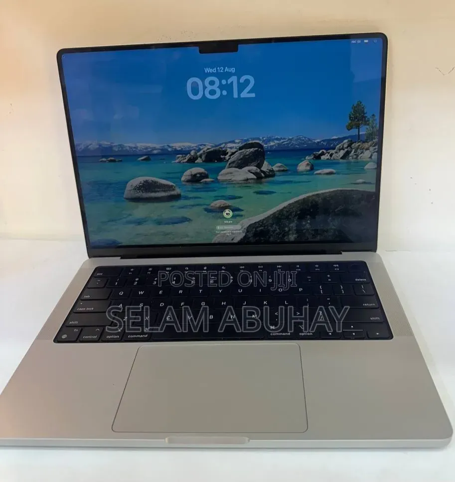 New Laptop Apple MacBook Pro 2023 M3 8GB Apple M3 SSD 512GB
