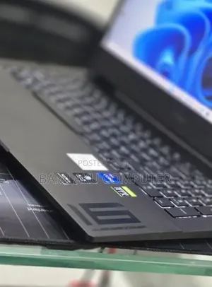New Laptop HP Omen 16 16GB Intel Core i9 SSD 512GB